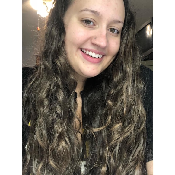 Meet your Posher, Sara - Picture 1 of 1